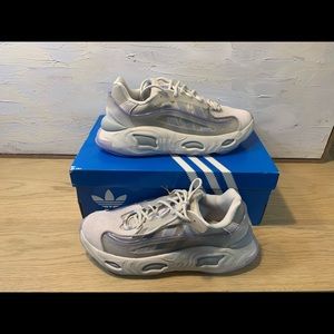Adidas Oznova White